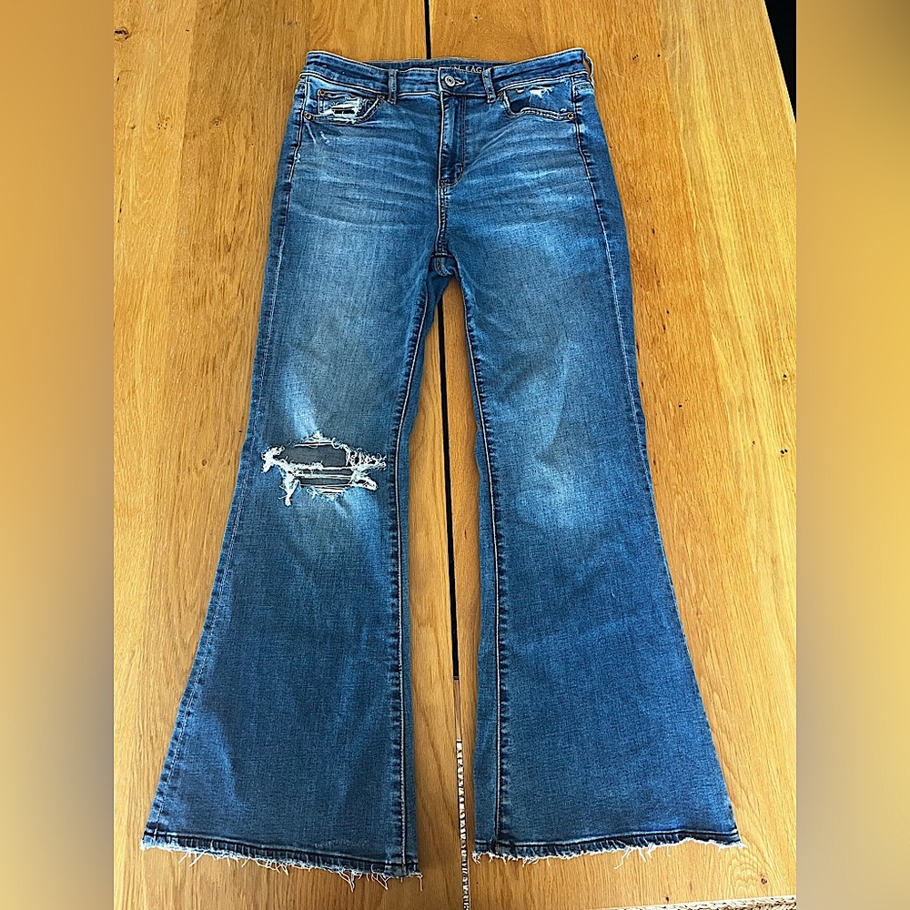 American Eagle Super Hi-rise Flare Jeans; size 10